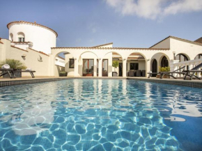 Villa en canal con 5 hab., piscina y amarre, Empuriabrava - HISP-289-29
